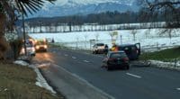 Crash zwischen drei Fahrzeugen in Emmenbrücke