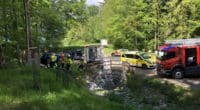 Haag SG: Auto prallt in Baum - Lenkerin schwer verletzt